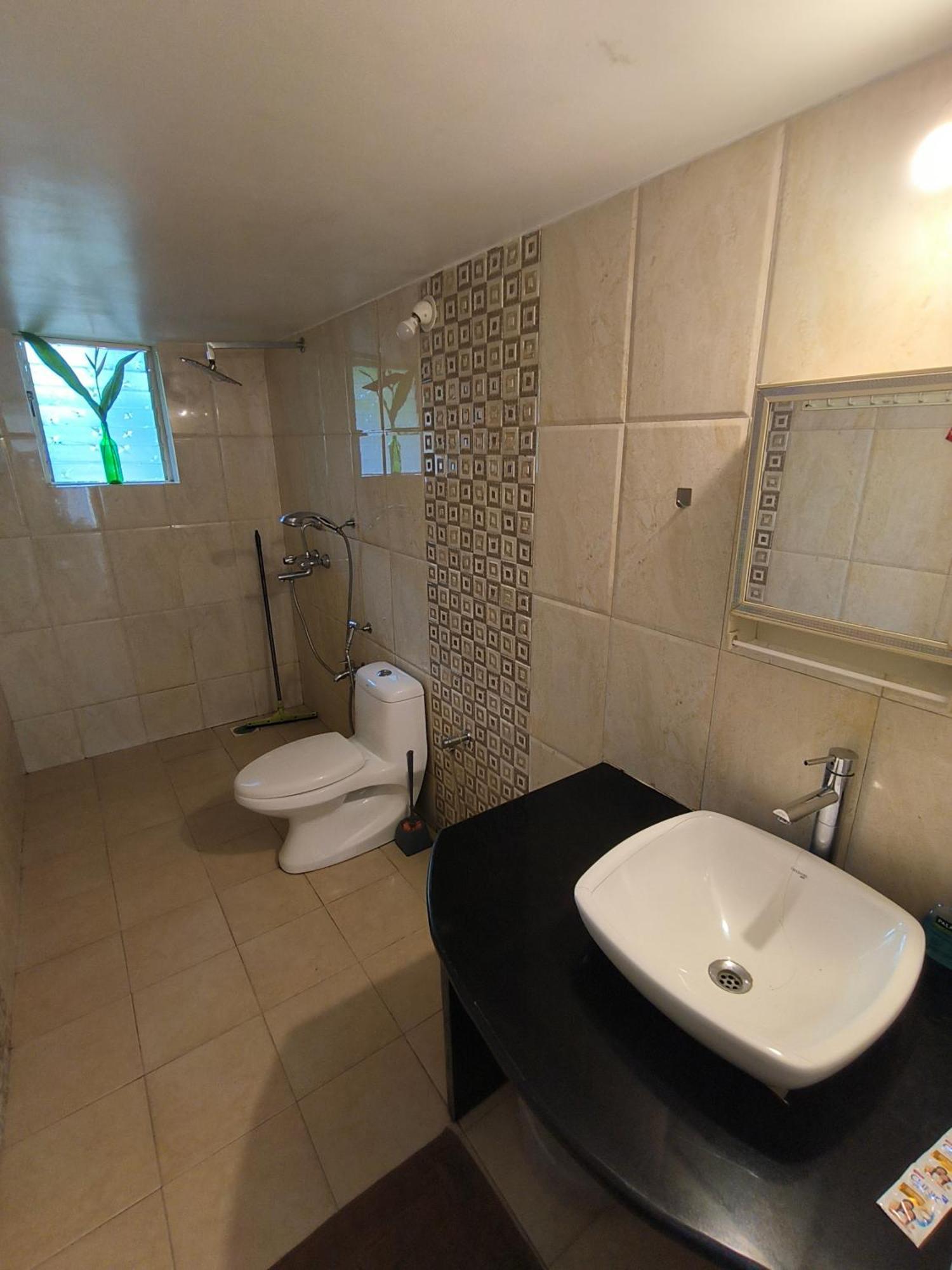J-House, Spacious Apartments With Balconies, Thalassa 1Min Away Siolim Room photo
